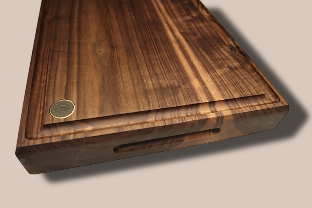 Hefðbundið skurðarbretti hnota