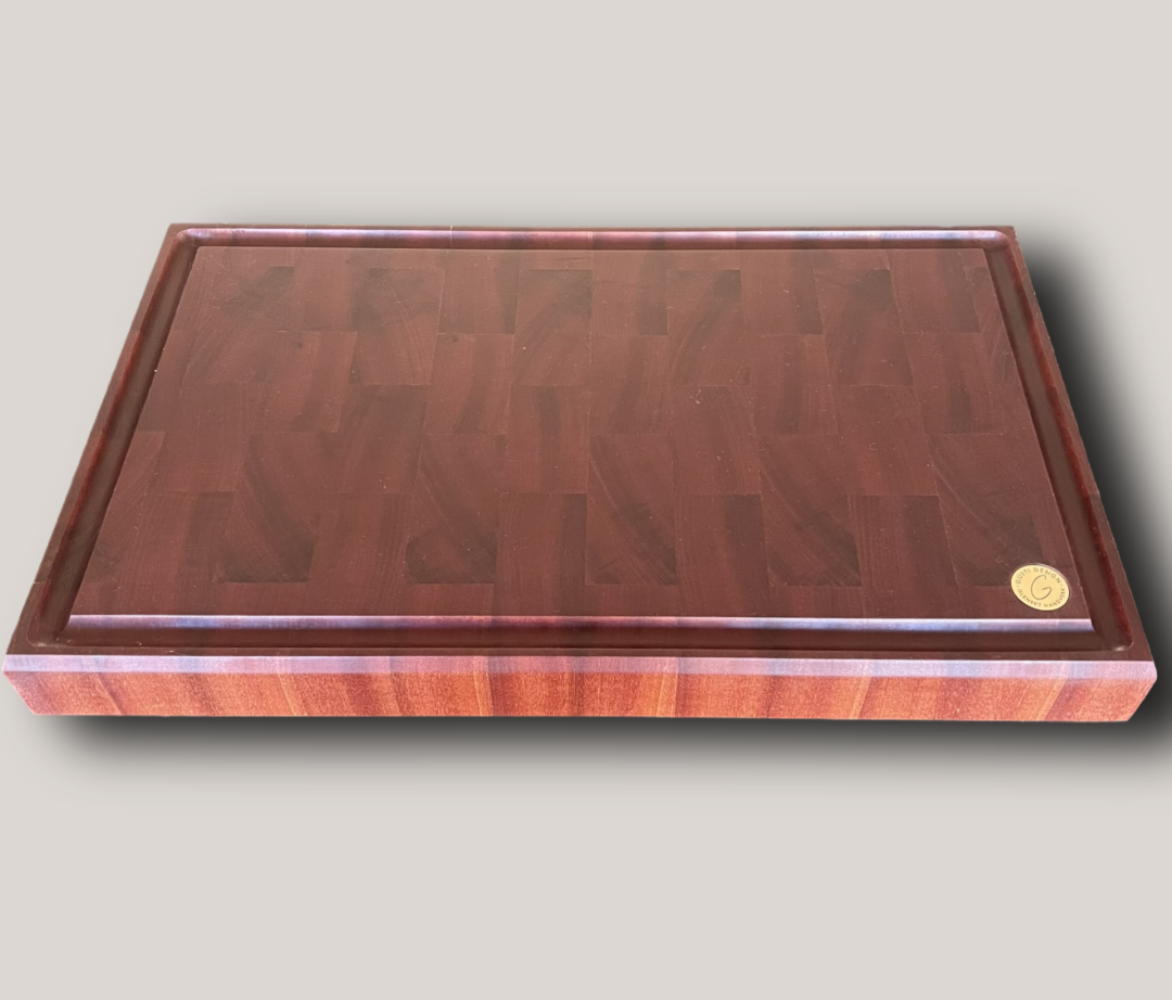 Endatrésbretti Mahóní