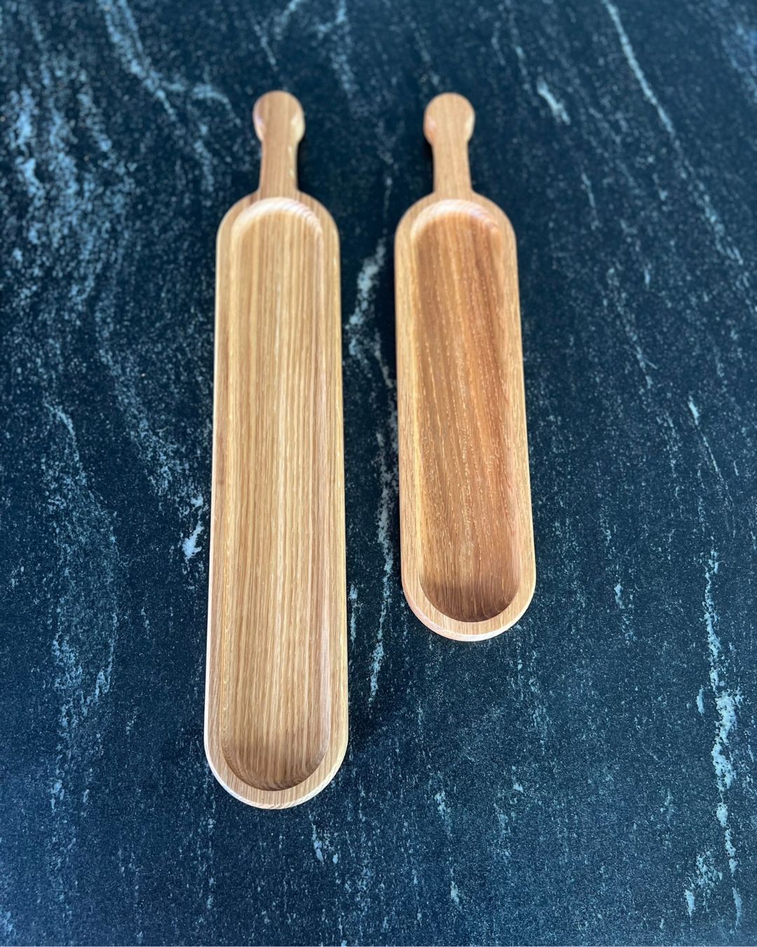 Litlir bakkar - sett úr eik