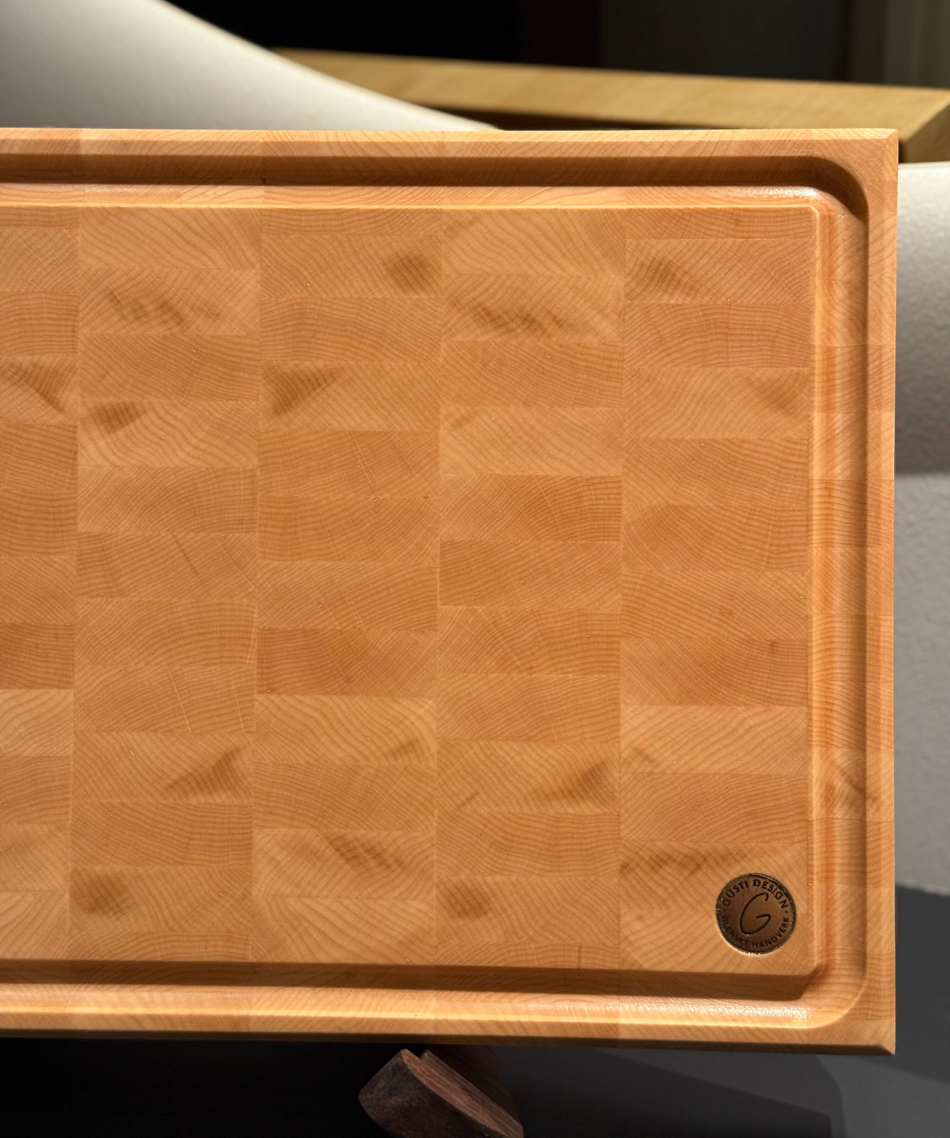 Endatrésbretti Hlynur